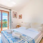 La Casa Dell'ingegnere, Chia A Piedi, Vista Mare