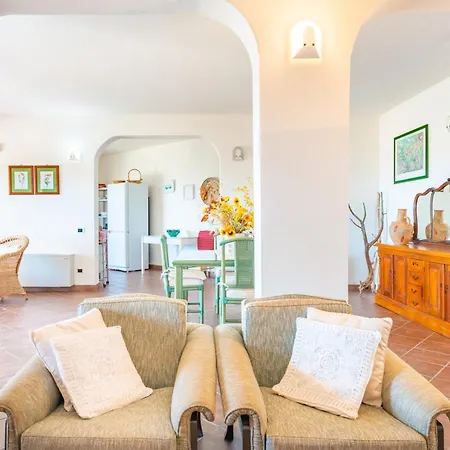 Villa La Casa Dell'ingegnere, Chia A Piedi, Vista Mare