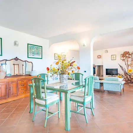 La Casa Dell'ingegnere, Chia A Piedi, Vista Mare *