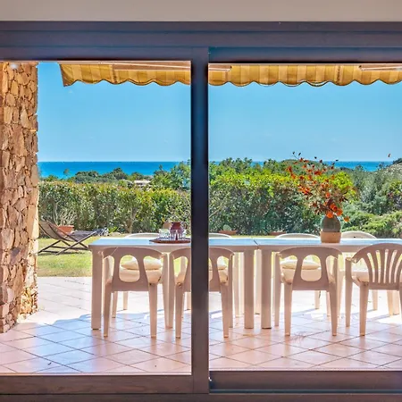 La Casa Dell'ingegnere, Chia A Piedi, Vista Mare Domus De Maria