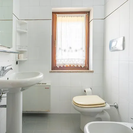 La Casa Dell'ingegnere, Chia A Piedi, Vista Mare *