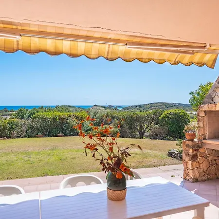 La Casa Dell'ingegnere, Chia A Piedi, Vista Mare Villa