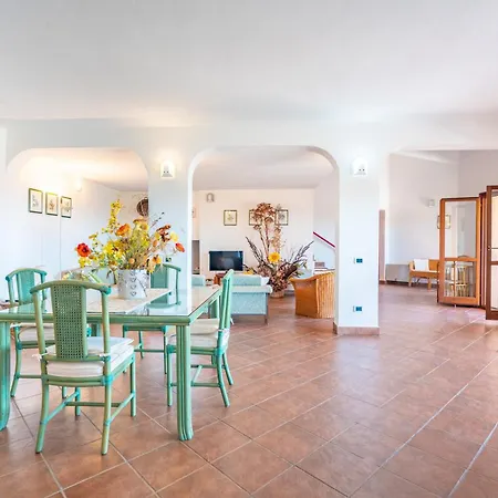 La Casa Dell'ingegnere, Chia A Piedi, Vista Mare Domus De Maria